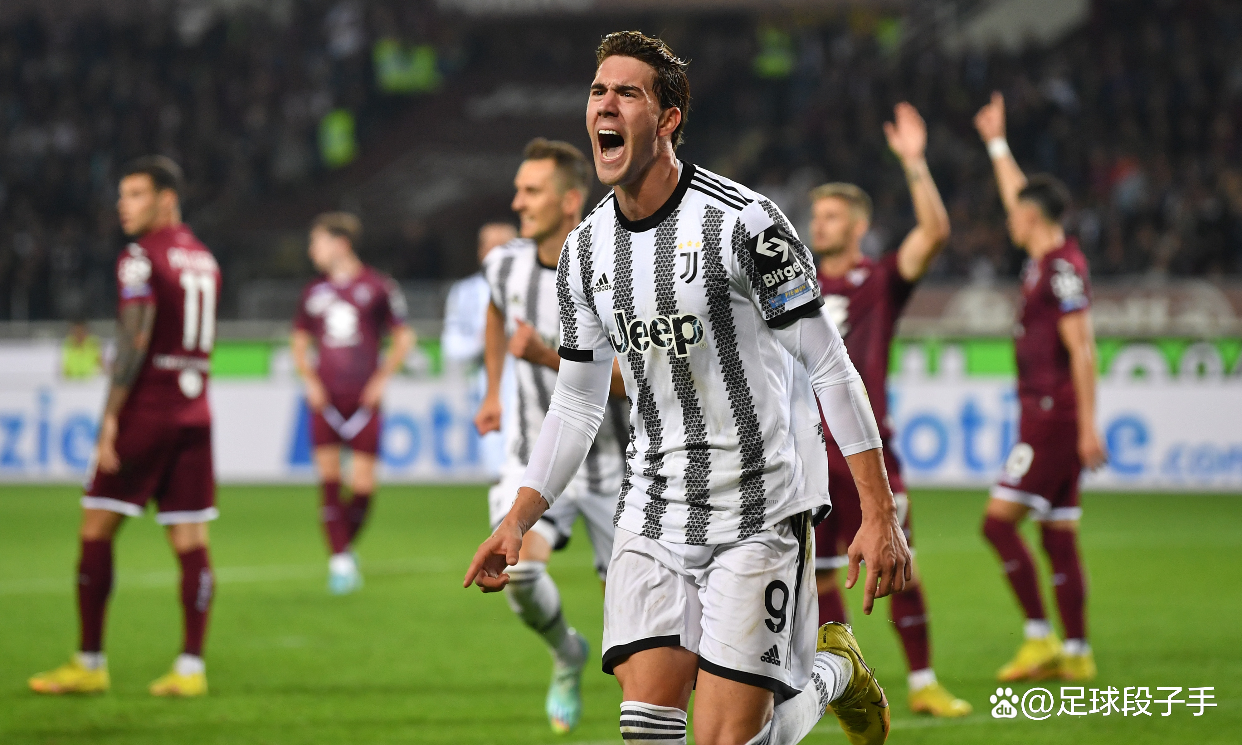 尤文图斯主场逆转获胜,保持领先 尤文图斯主场逆转获胜,保持领先