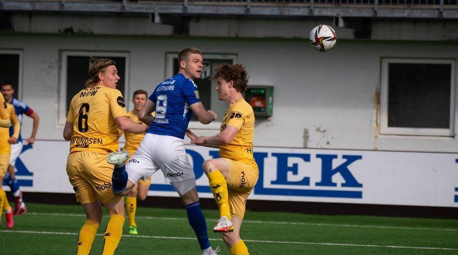 金年会下载-捷克在与荷兰队的比赛中努力拼抢的简单介绍