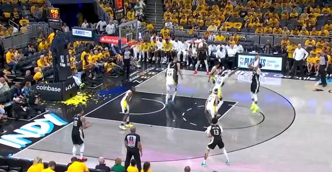 JNH体育-雄鹿一丝不苟，米德尔顿再次砍下+得分