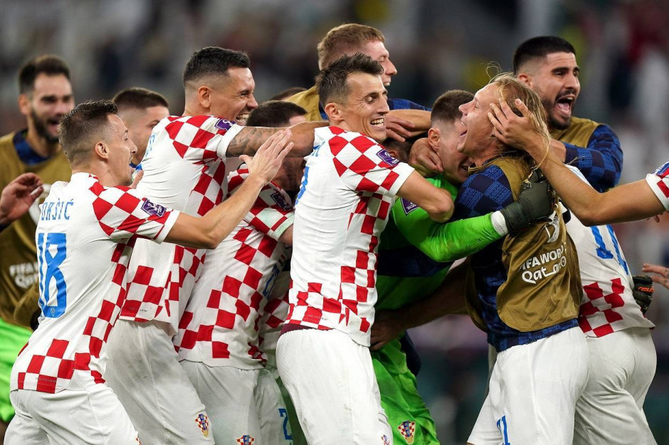 包含俄罗斯队备战克里米亚,备战欧洲杯赛事的词条 包含俄罗斯队备战克里米亚,备战欧洲杯赛事的词条