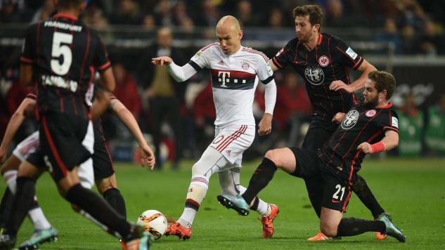 包含沃尔夫斯堡尴尬告终，连胜纪录停滞的词条