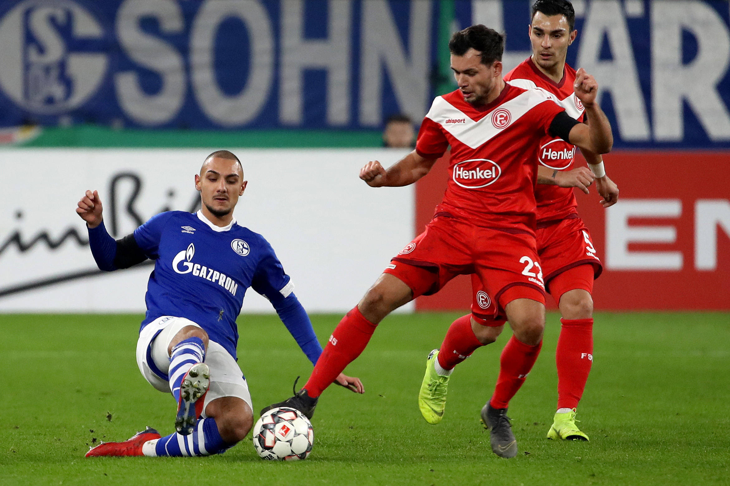 柏林赫塔战术失误,面临降级压力的简单介绍 柏林赫塔战术失误,面临降级压力的简单介绍