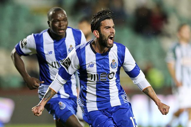 金年会下载-包含惊喜调整:拉普拉塔大学生世俱杯大名单公布的词条