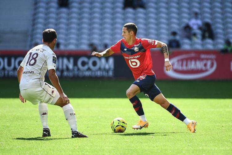梅斯客场不敌斯特拉斯堡,遭遇连败 梅斯客场不敌斯特拉斯堡,遭遇连败