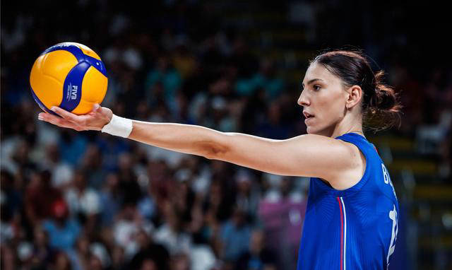 关于意大利女排表现抢眼,战胜对手夺冠的信息 关于意大利女排表现抢眼,战胜对手夺冠的信息