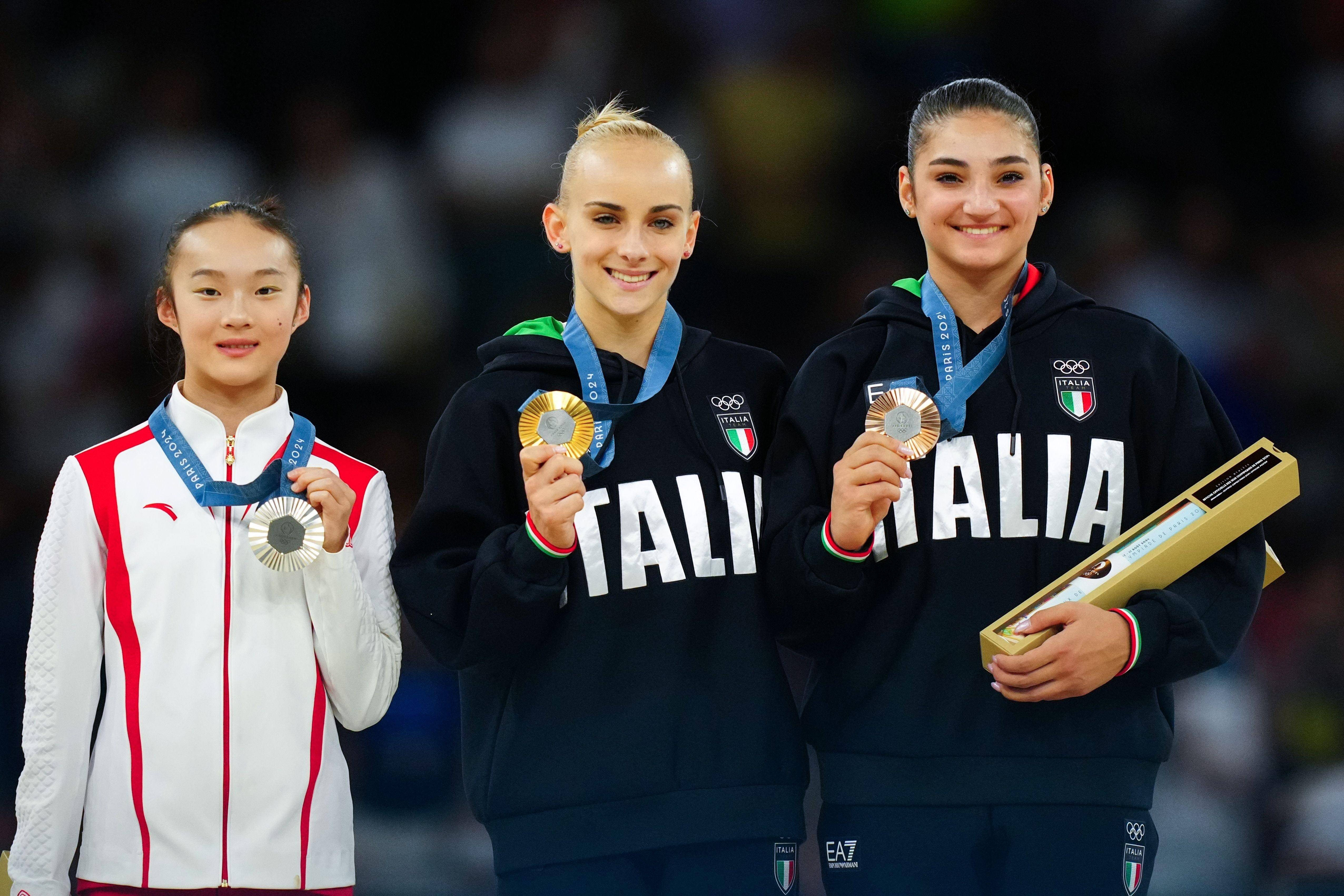 金年会官网-法国体操选手优异表现，夺得银牌