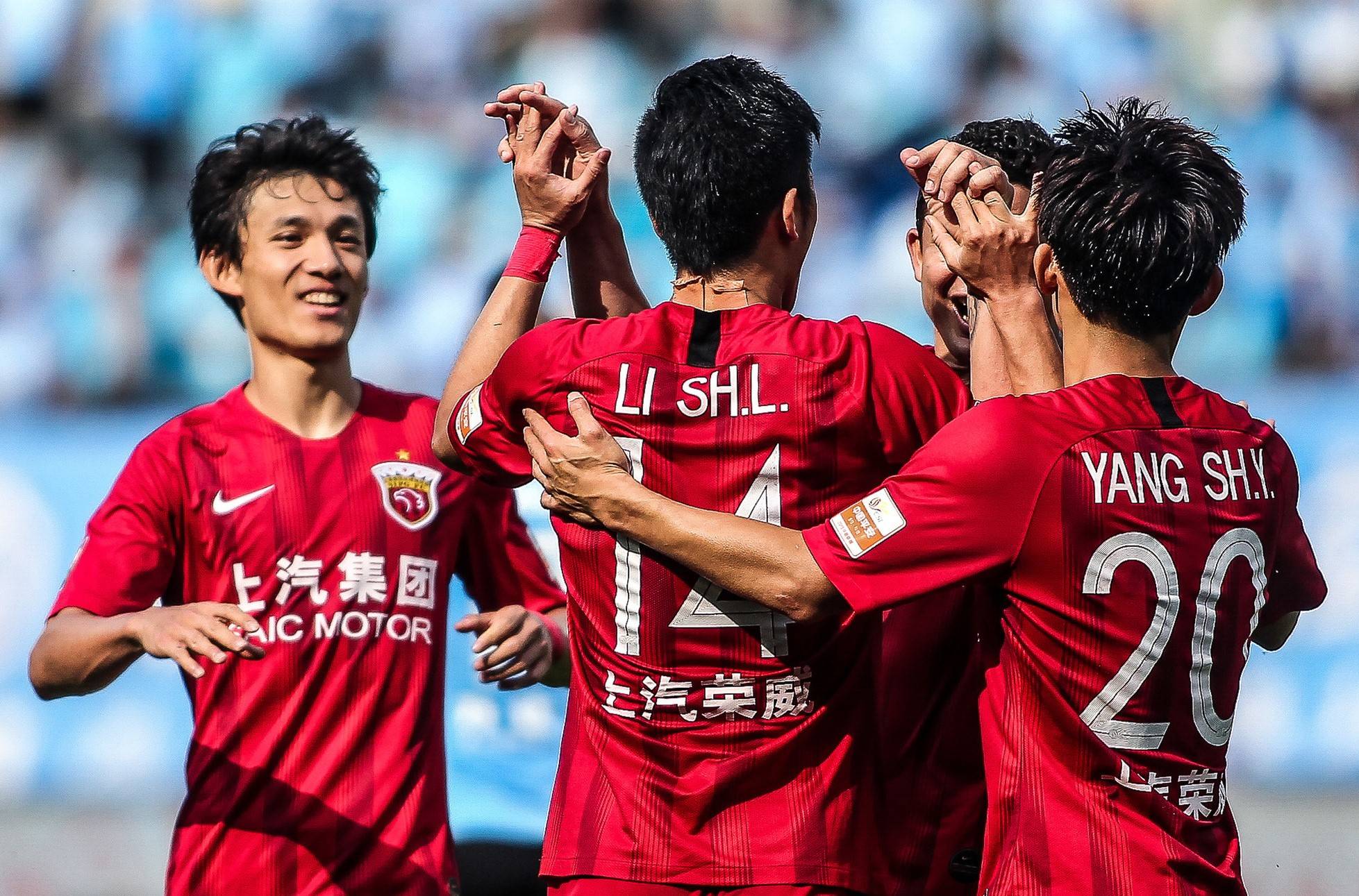 金年会app下载-顶级中国足球联赛激烈开战,球员们拼尽全力冲刺冠军的简单介绍