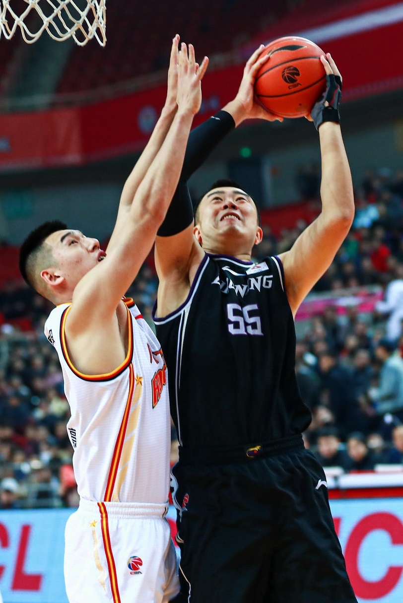 西藏男篮客场胜利,豪取胜利 西藏男篮客场胜利,豪取胜利