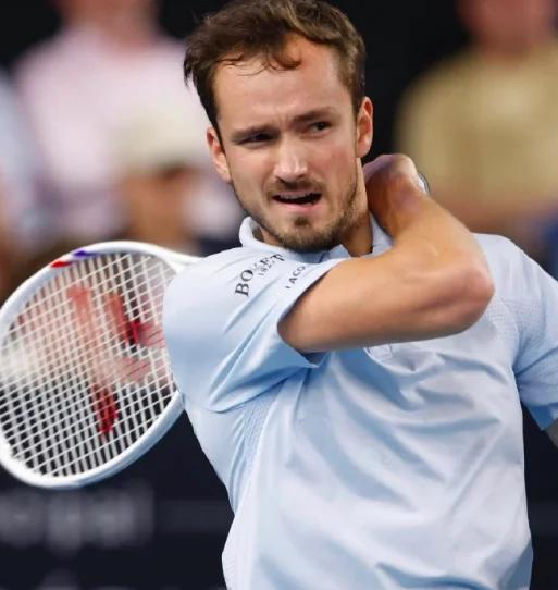 金年会网址-包含欧洲网球队逆转澳大利亚网球队，梅德韦杰夫统治全场的词条