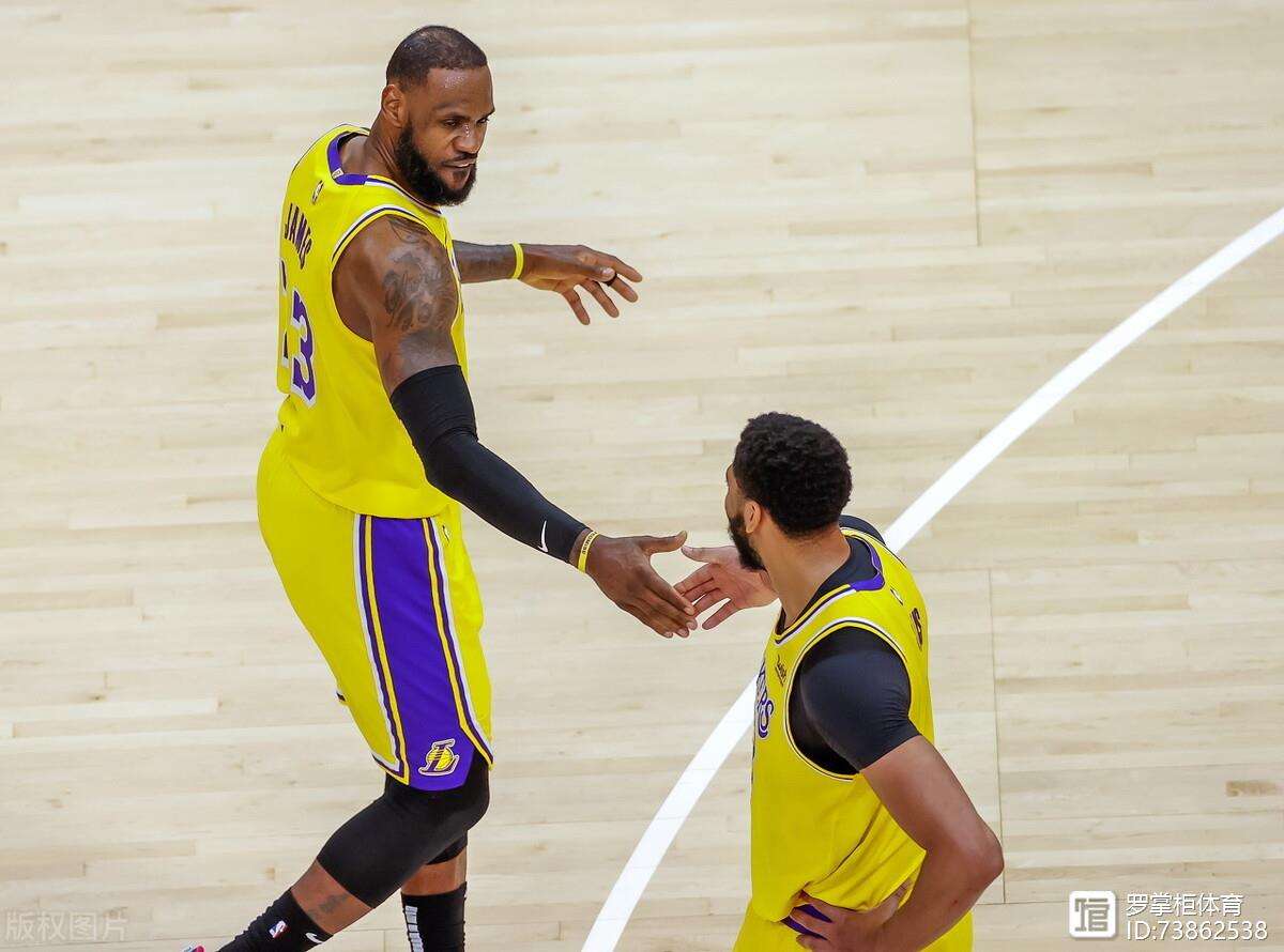 金年会app下载-关于雄鹿连胜黄蜂,势如破竹的信息