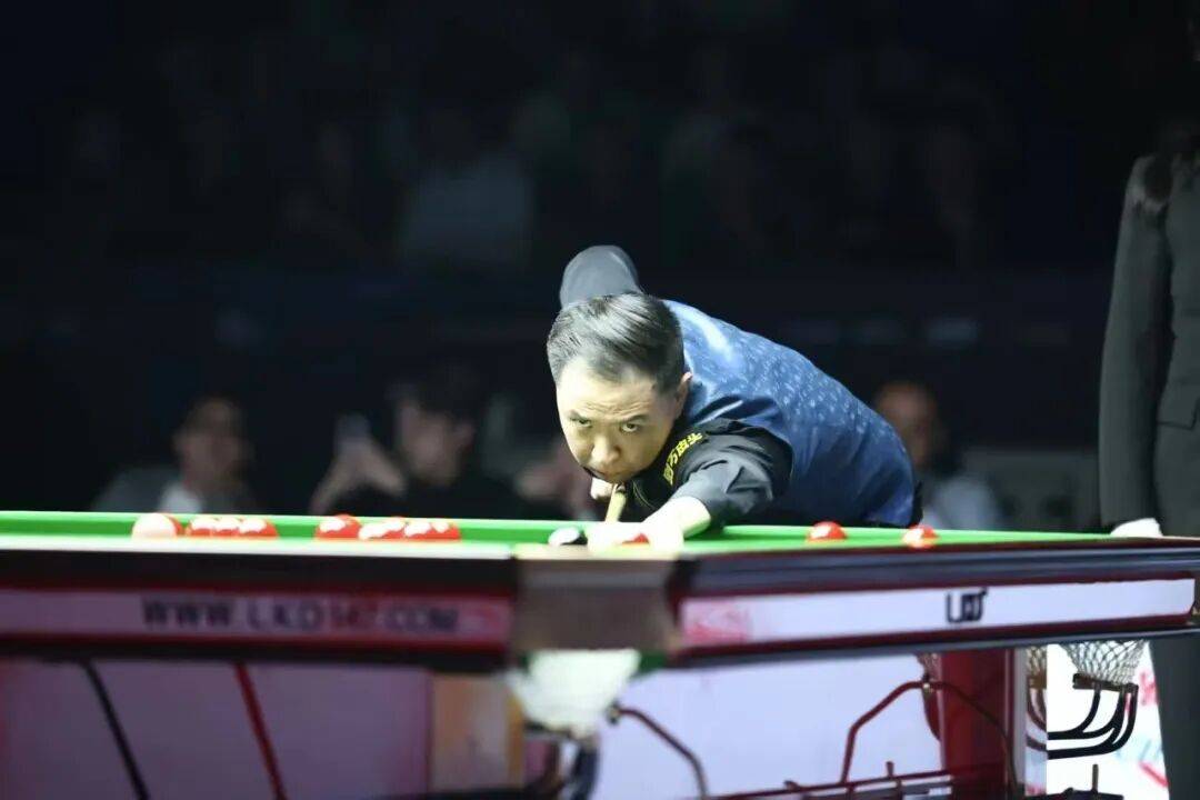 sports jnh-威廉姆斯鏖战红牛车队,诺里斯高光表现