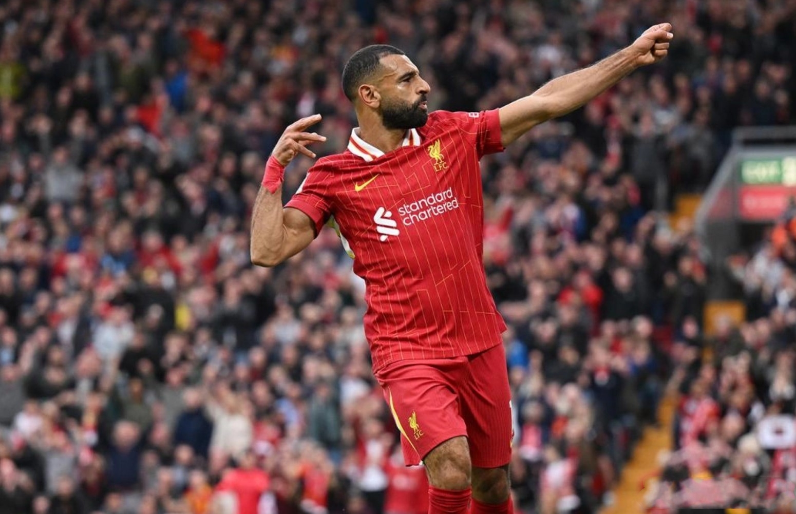 曼联轻取英格兰,萨拉赫状态火热 曼联轻取英格兰,萨拉赫状态火热