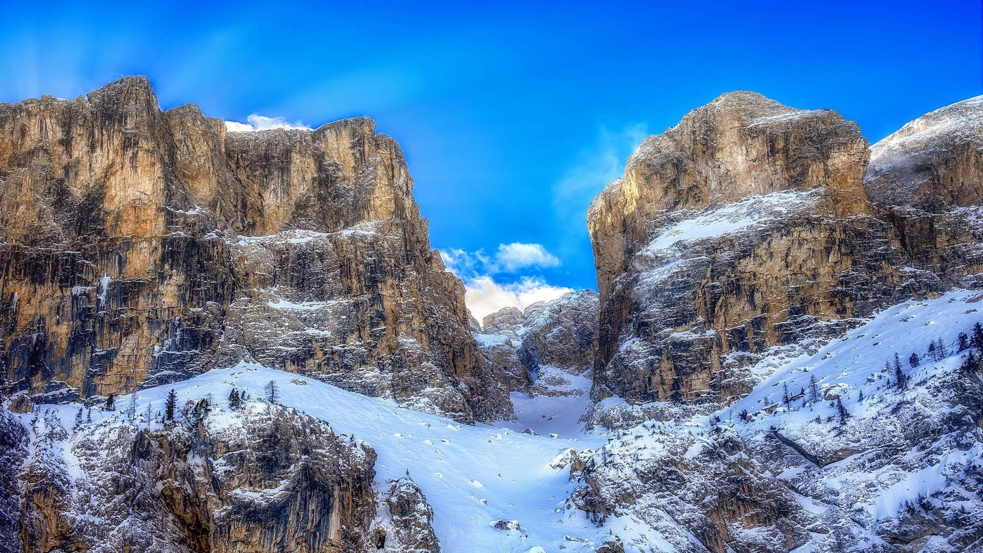 双重防线，从摩纳哥的战术压制到范戴克的争冠主宰