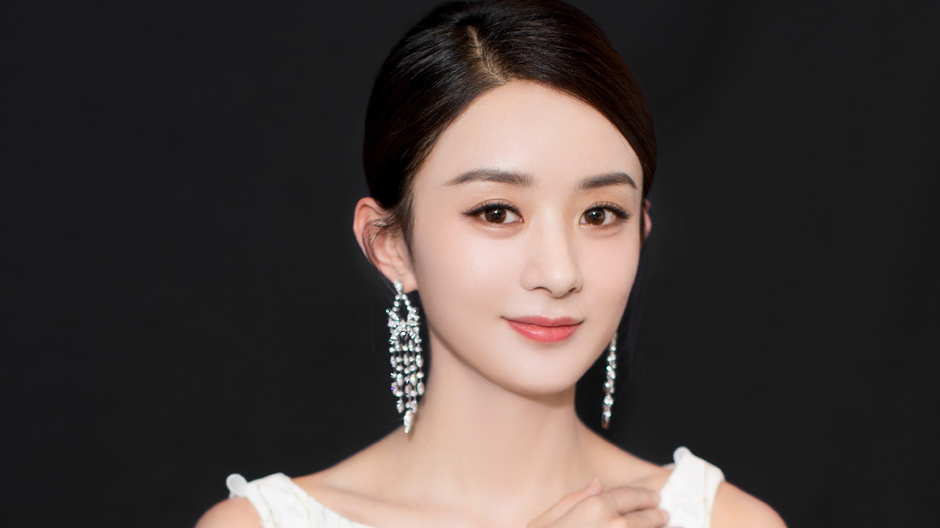 金年会电子-欧冠决赛铁血意志与NBA硬仗基因，当绿茵场的哲学点亮篮球场的夜空